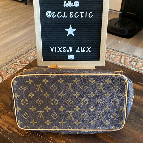 Louis Vuitton Monogram Palermo - Picture 16 of 17